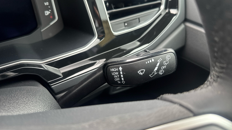 Volkswagen Polo 1.0 TSI R-Line 5dr Petrol Hatchback